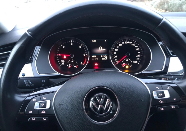 Volkswagen Passat cena 62900 przebieg: 222300, rok produkcji 2018 z Inowrocław małe 106